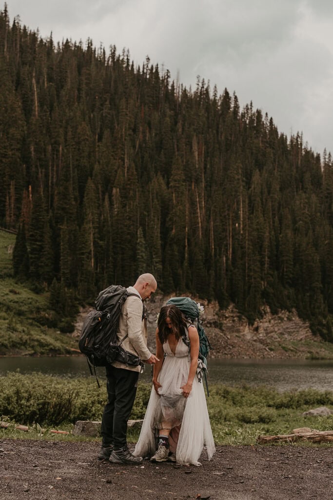 hiking elopement in crested butte