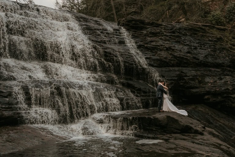 How to Elope in Fall Creek Falls | Fall Creek Falls Elopement Guide 